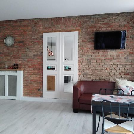 Apartament W Kamienicy Przy Plantach Kalisz Extérieur photo