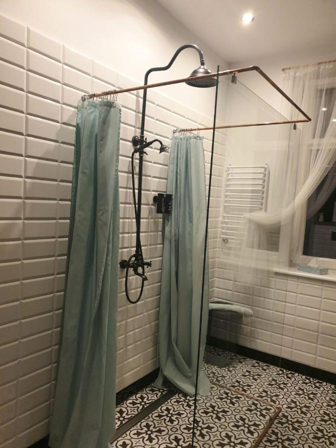 Apartament W Kamienicy Przy Plantach Kalisz Extérieur photo