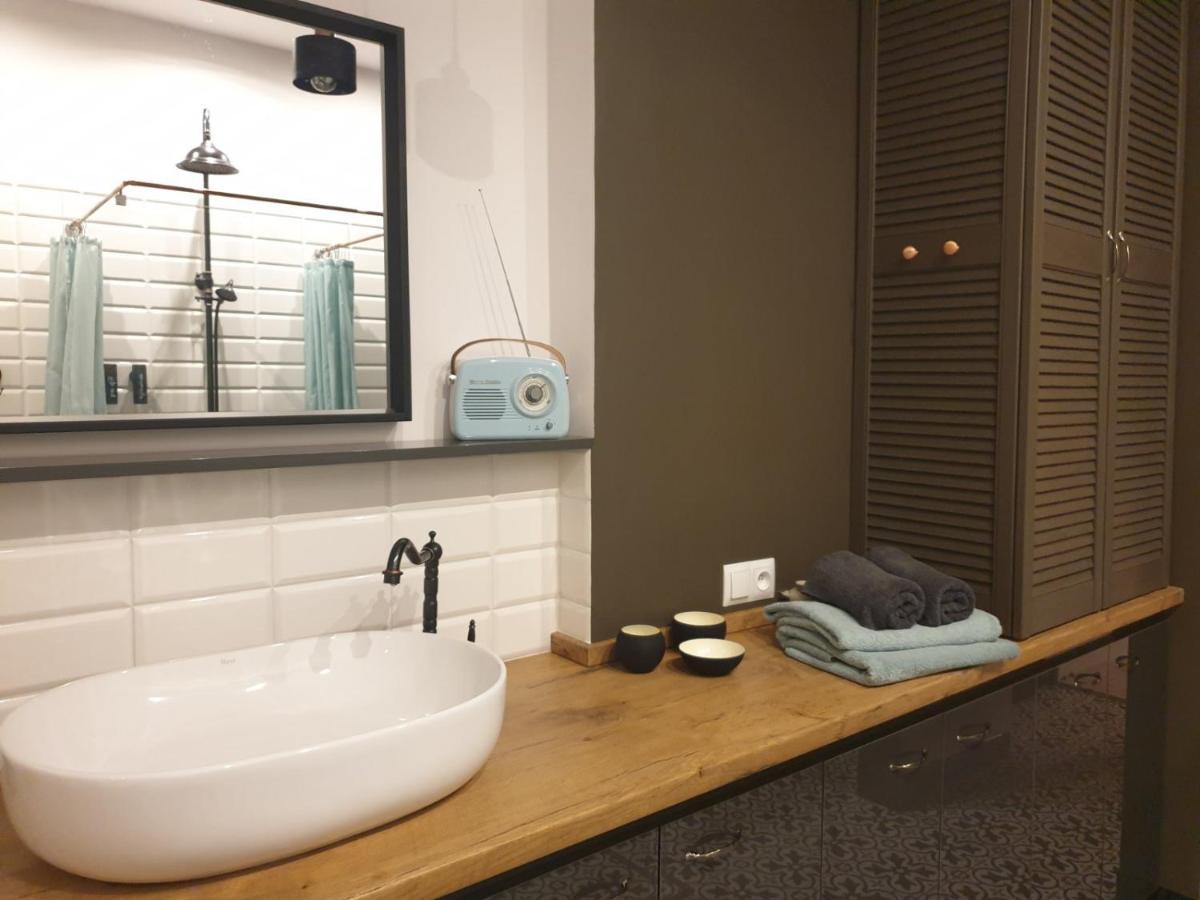 Apartament W Kamienicy Przy Plantach Kalisz Extérieur photo